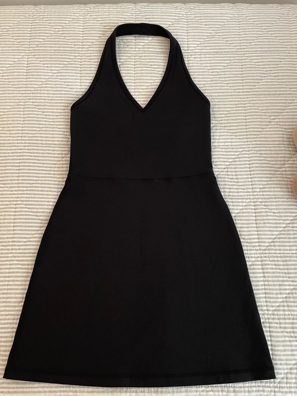 Chic Black Halter Neck Backless Mini Dress 🤭 - Picture 5 of 7